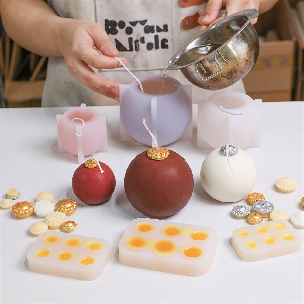 Nicole Christmas Bauble Candle - огляд і ціна Candle Making Business